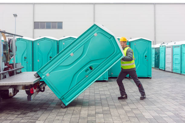 Portable Toilet Options We Offer in De Soto, IL